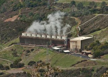 What’s behind the more than 130 small earthquakes hitting Northern California?