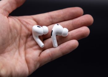 Your AirPods Basically Just Became Universal Translators