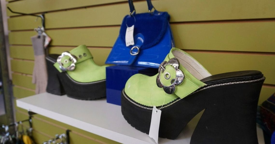 Your junk could be Gen Z’s treasure. How to profit from the resurgence of Y2K fashion