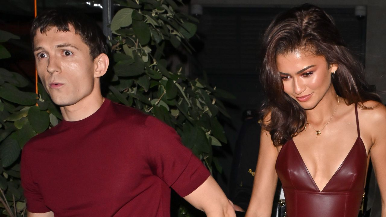Zendaya Paired Her Massive Engagement Ring With the Most Low-Key Jeans