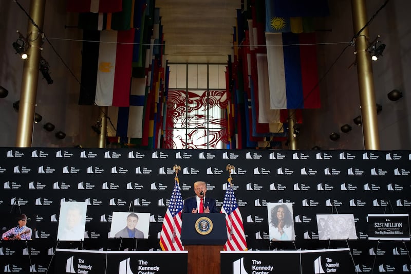 Donald Trump announces nominees for the annual Kennedy Center Honors