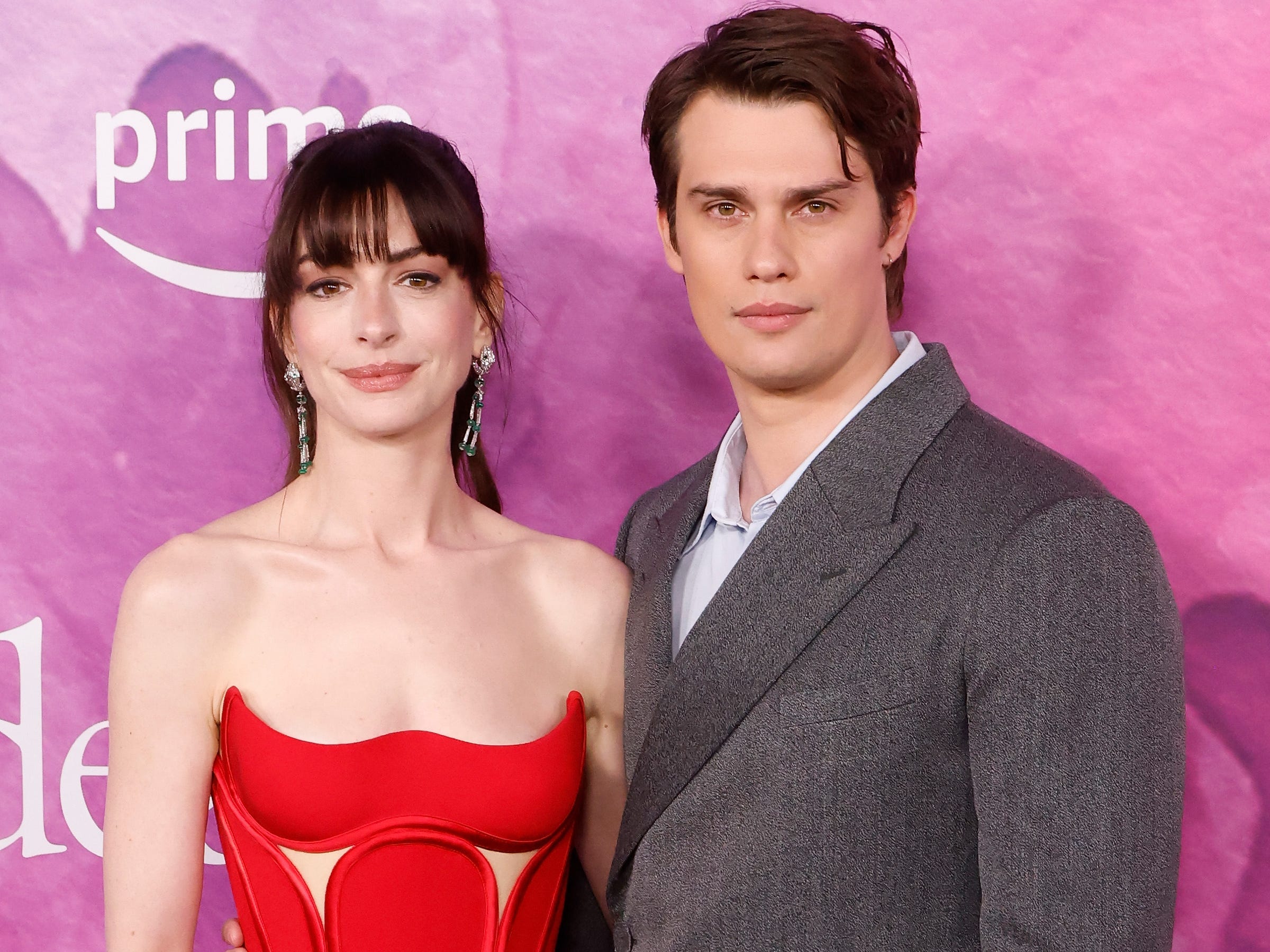 anne hathaway and nicholas galitzine