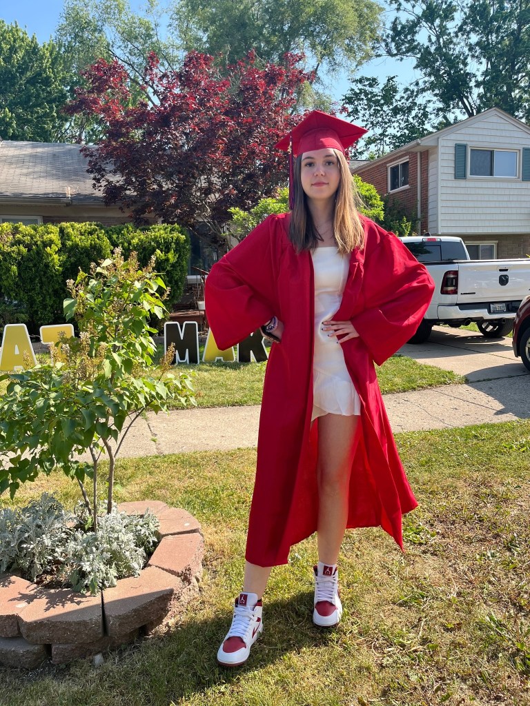 Her ex-boyfriend -- only identified as Lincoln -- called in the shooting after gunning the 20-year-old down, before taking his own life.