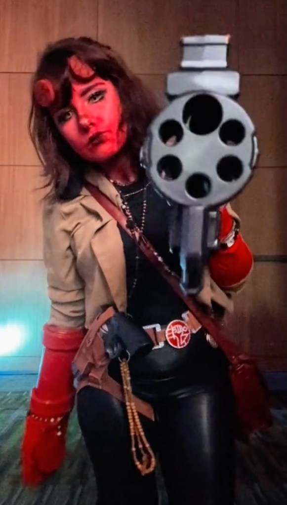 Cosplayer portraying Hellboy's Liz Sherman.