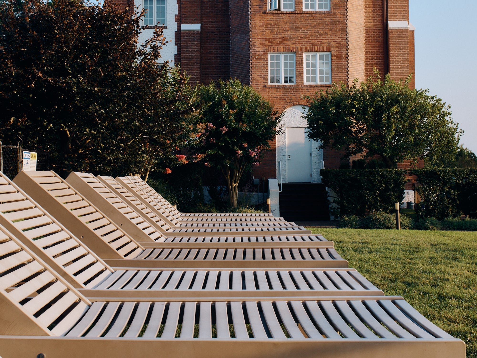 lawn chairs montauk manor