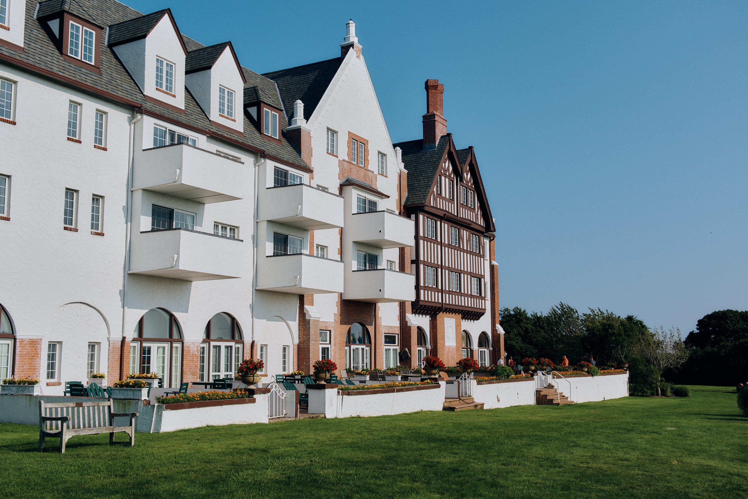 montauk manor exterior