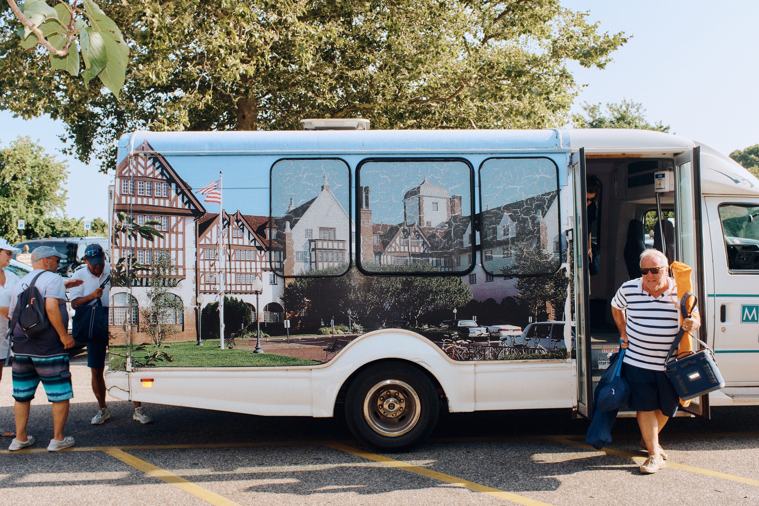 montauk manor shuttle