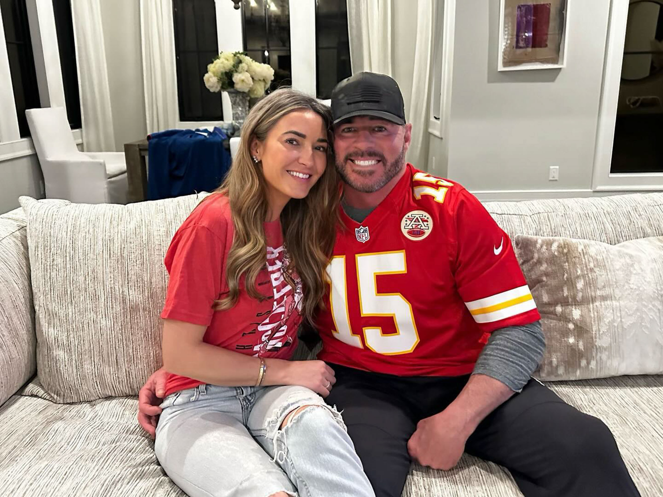 Kim and Kortnie Edmonds on a couch. 
