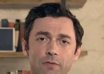 Ossoff Demands RFK Jr. Resign Because of ‘Gross Mismanagement’ of HHS