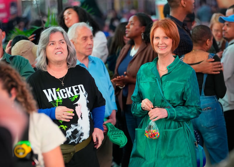 NEW YORK, NEW YORK - MAY 31: Rosie O'Donnell and Cynthia Nixon are seen filming on location for