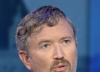 Massie: GOP Should Vote to Release Epstein Files to ‘Put it Behind Them’