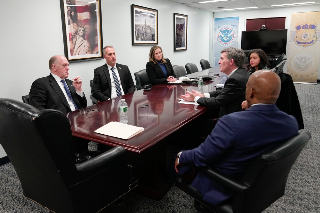 Mayor Eric Adams meeting with U.S. Immigration and Customs Enforcement officials.