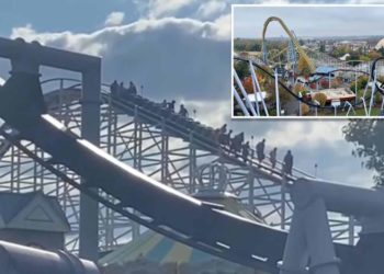 Riders forced to evacuate Hersheypark’s oldest rollercoaster due to ‘off-ride guest issue’