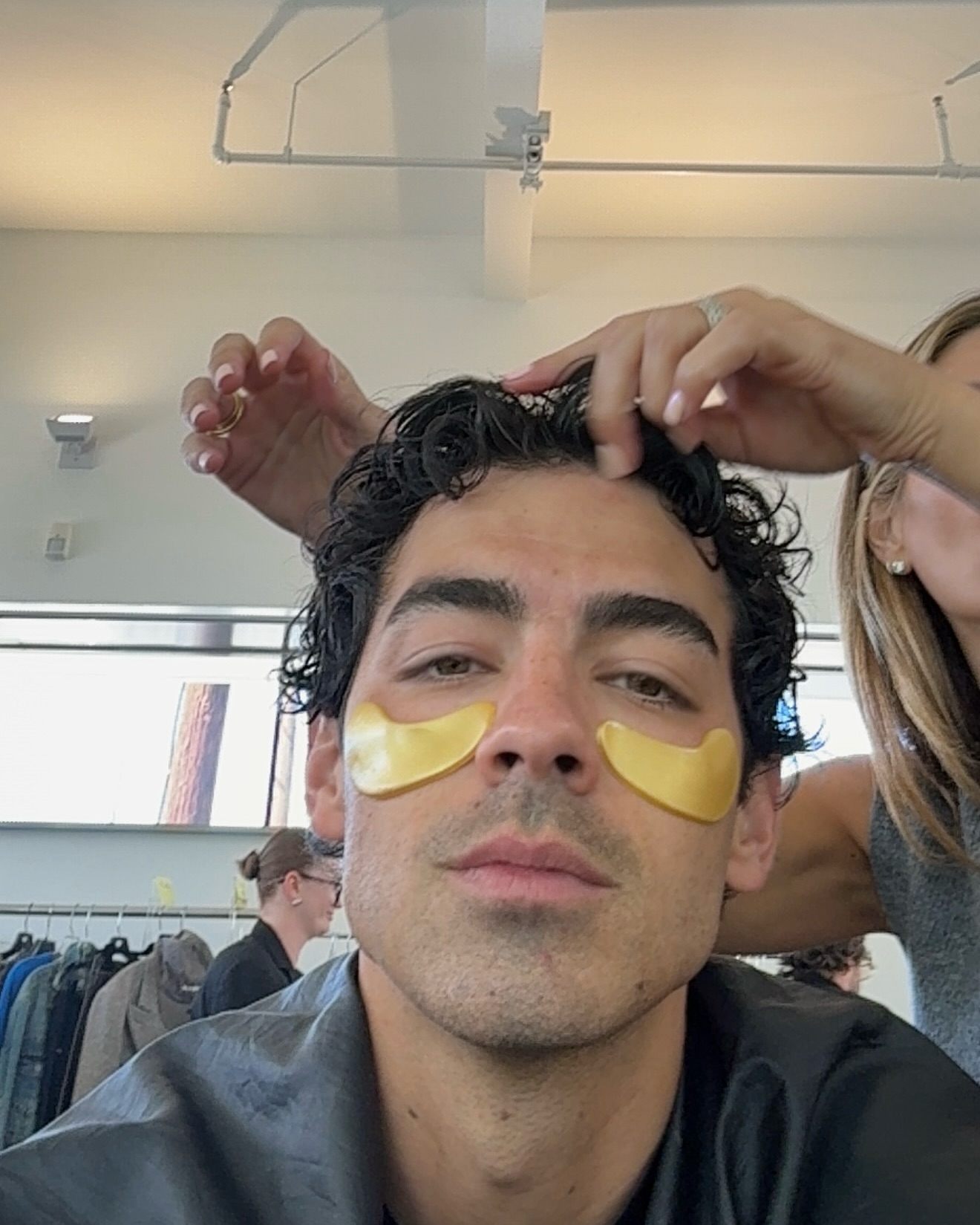 Joe Jonas uses some under eye patches.