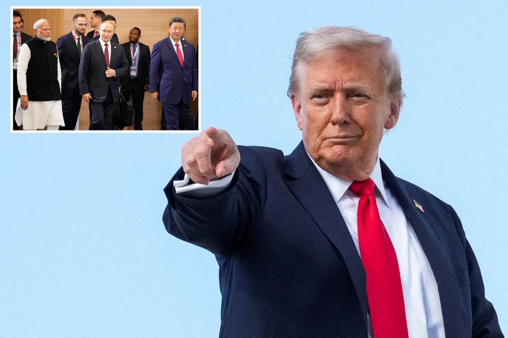 Trump ready to hit Moscow with ‘major’ sanctions, demands NATO countries halt purchases of Russian oil