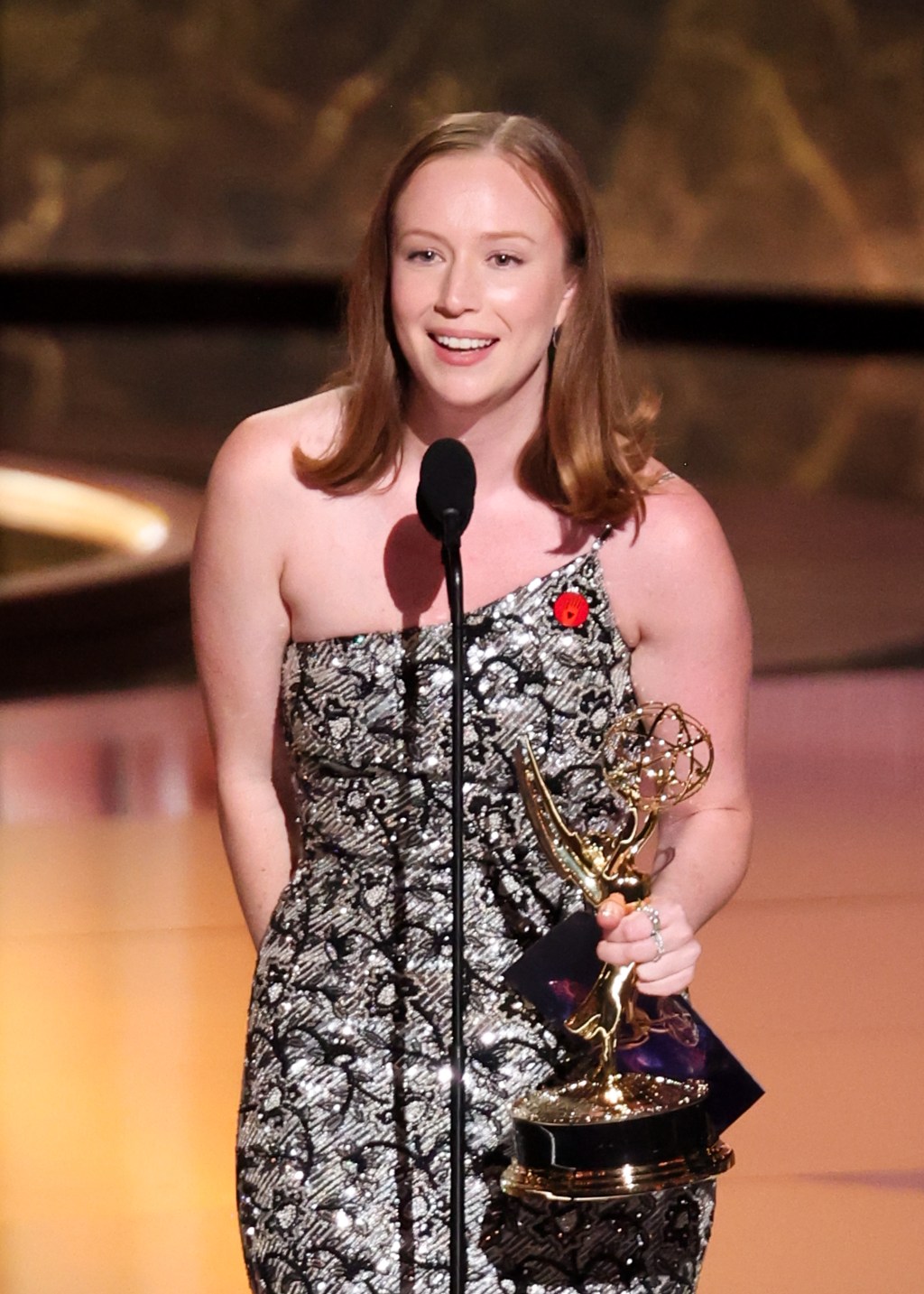 ‘Hacks’ Hannah Einbinder On “Free Palestine” Speech: “It Is My Obligation As A Jewish Person To Distinguish Jews From The State Of Israel”