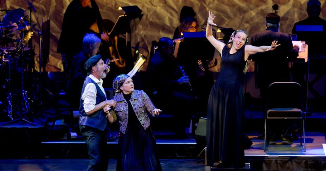 A Yiddish version of ‘Fiddler on the Roof’ at the Soraya shined a light in a darkened America