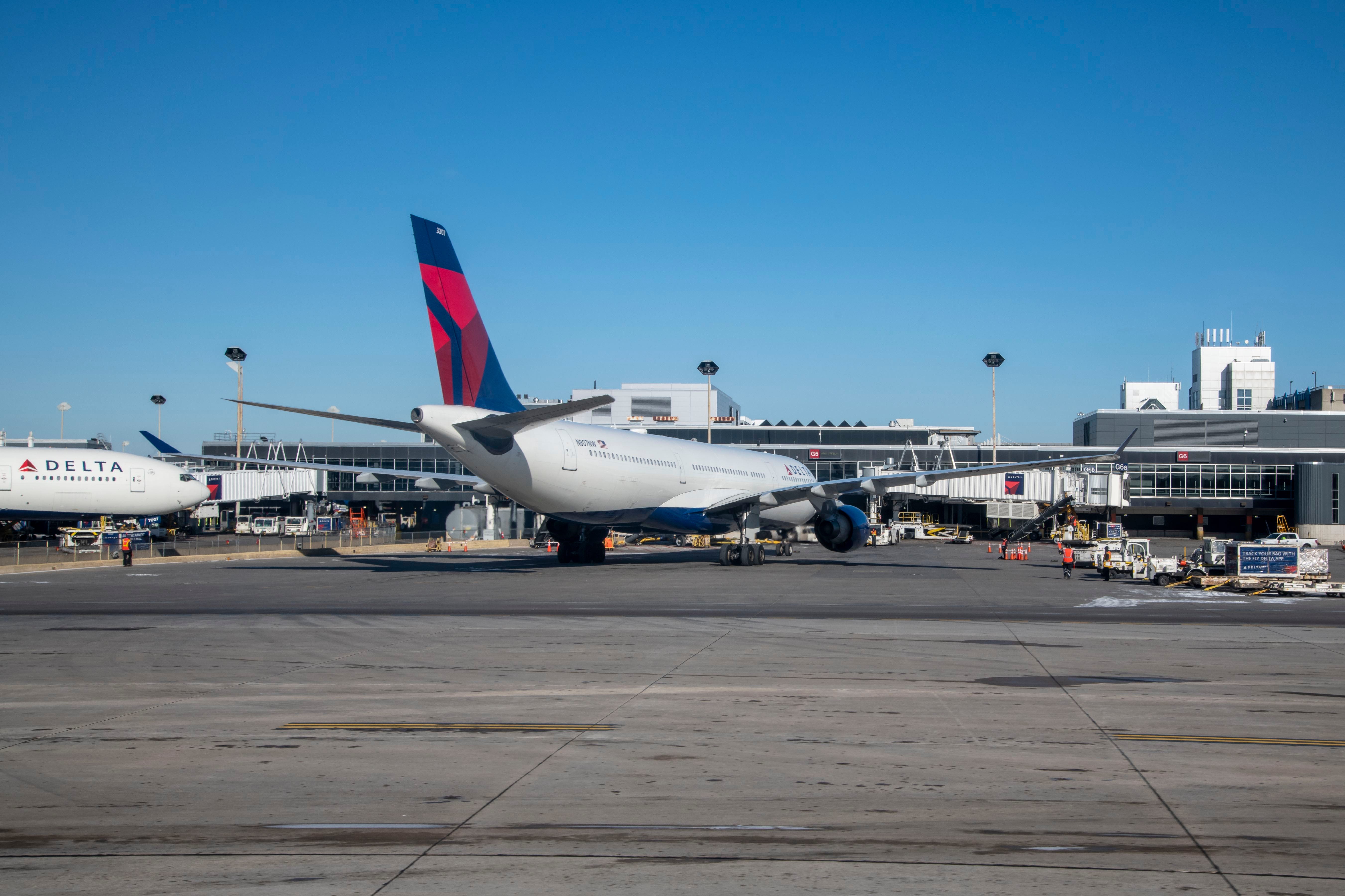 Delta terminal at the Minneapolis_Saint Paul International Airport.