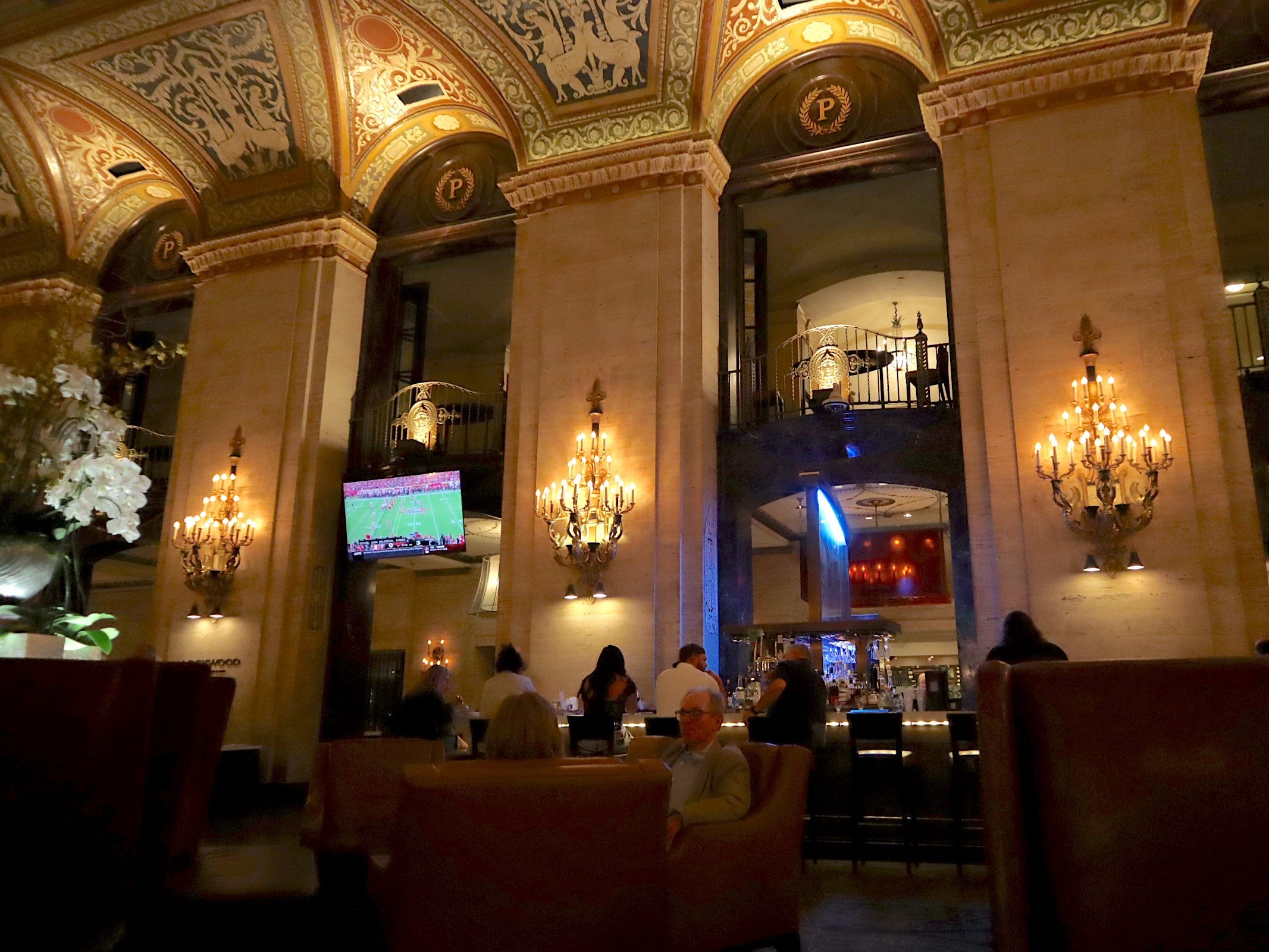 inside palmer house lockwood chicago