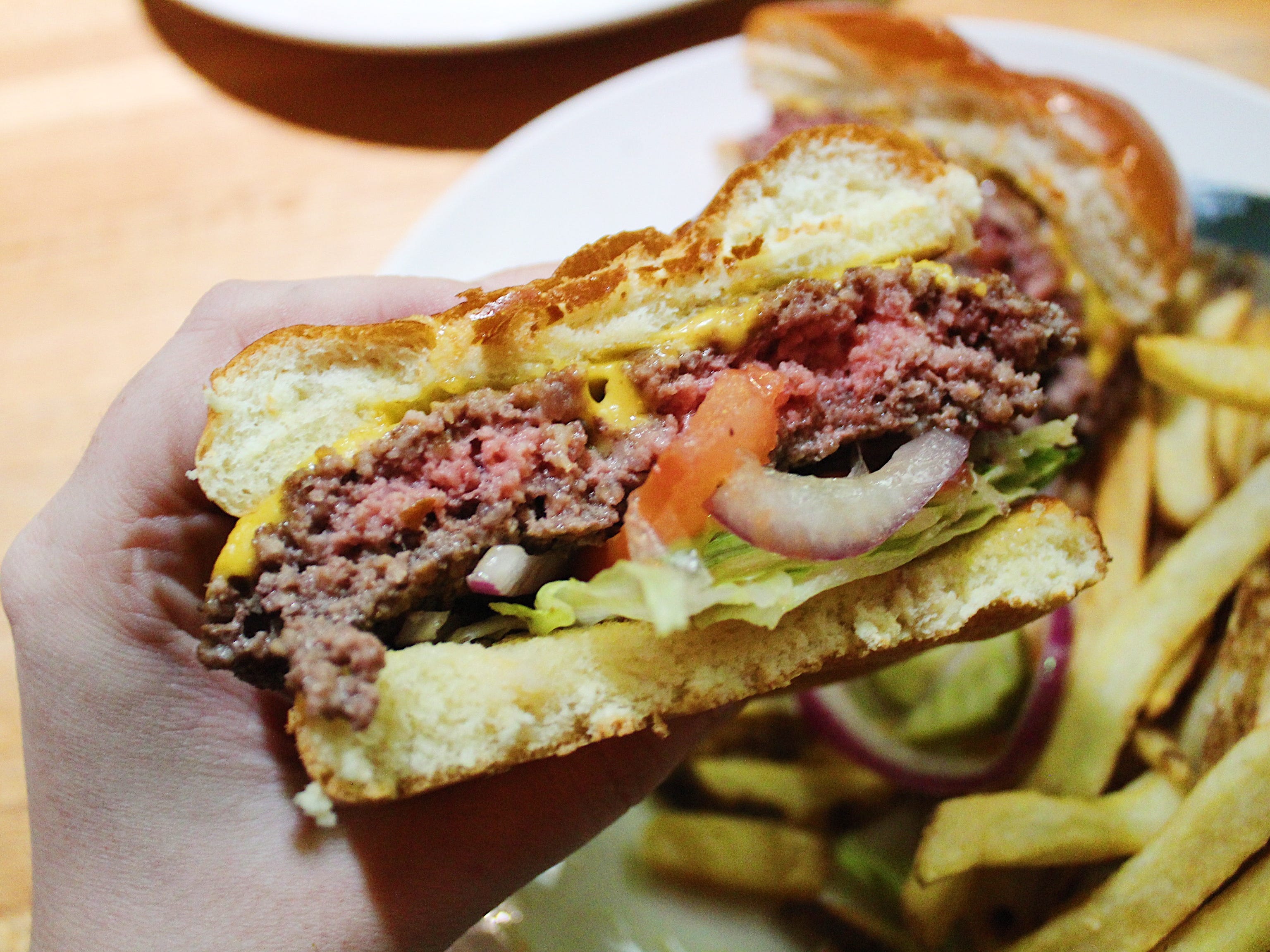 applebees cheeseburger