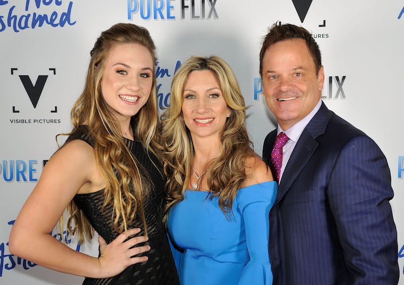 NASHVILLE, TN - OCTOBER 10: Tracy, Abigail, and Troy Duhon attend the