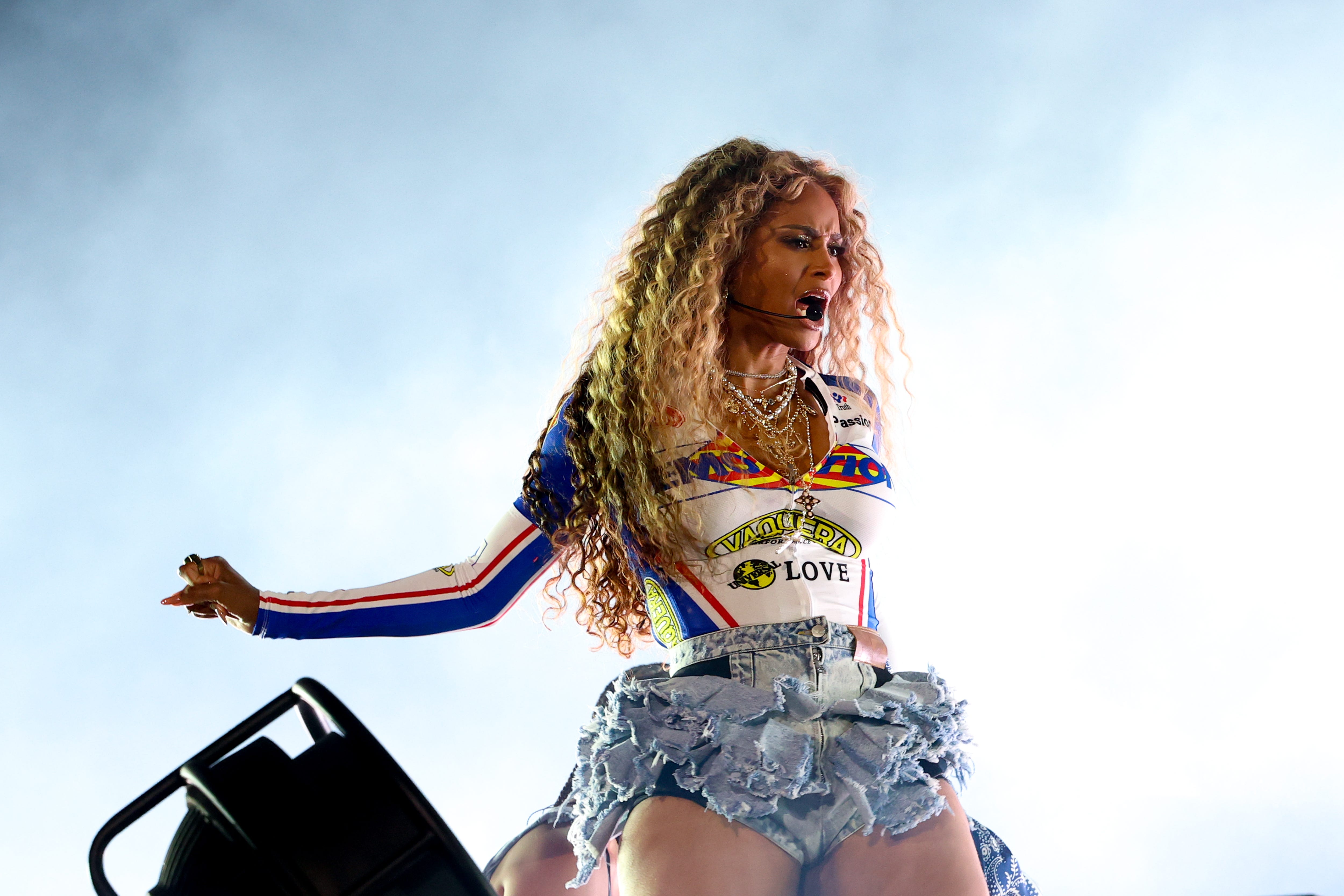 Ciara performs at Coachella.