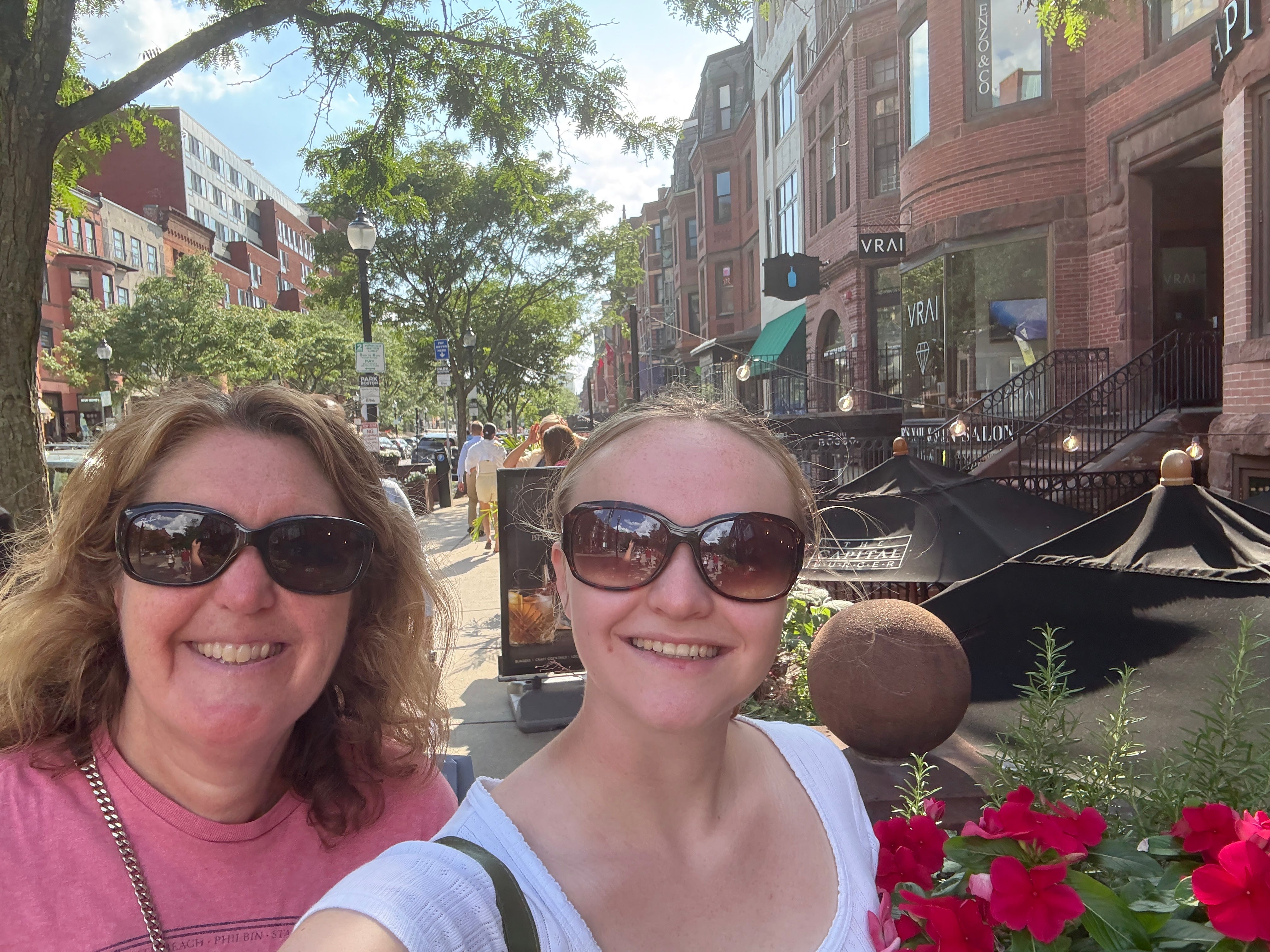 selfie of Cheryl Maguire and her daughter