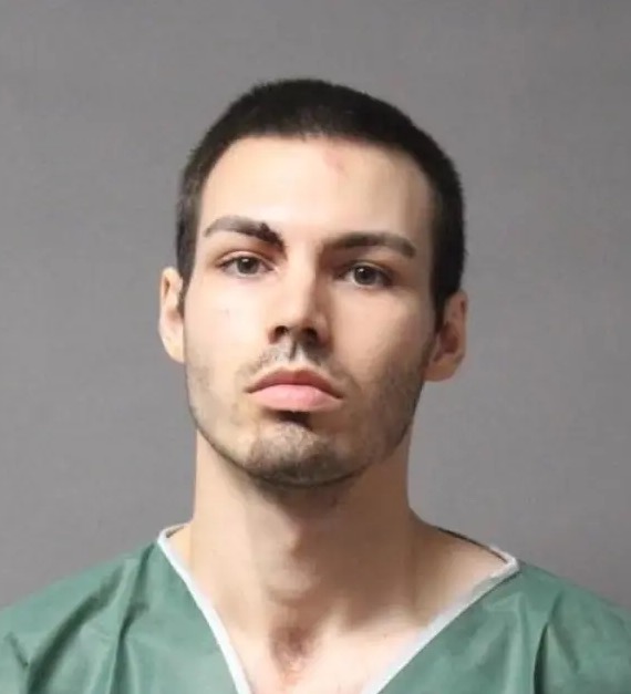 Hunter Nadeau's mugshot.