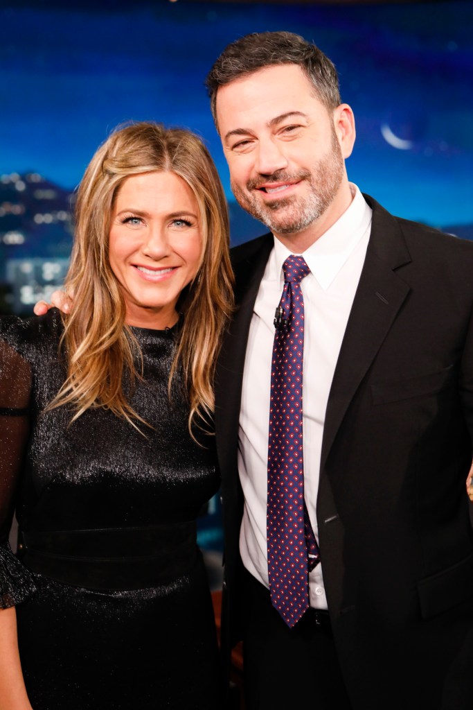 Jimmy Kimmel and Jennifer Aniston posing together.