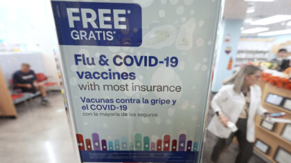 Arizona officials issue order making COVID-19 vaccine available to anybody who wants it