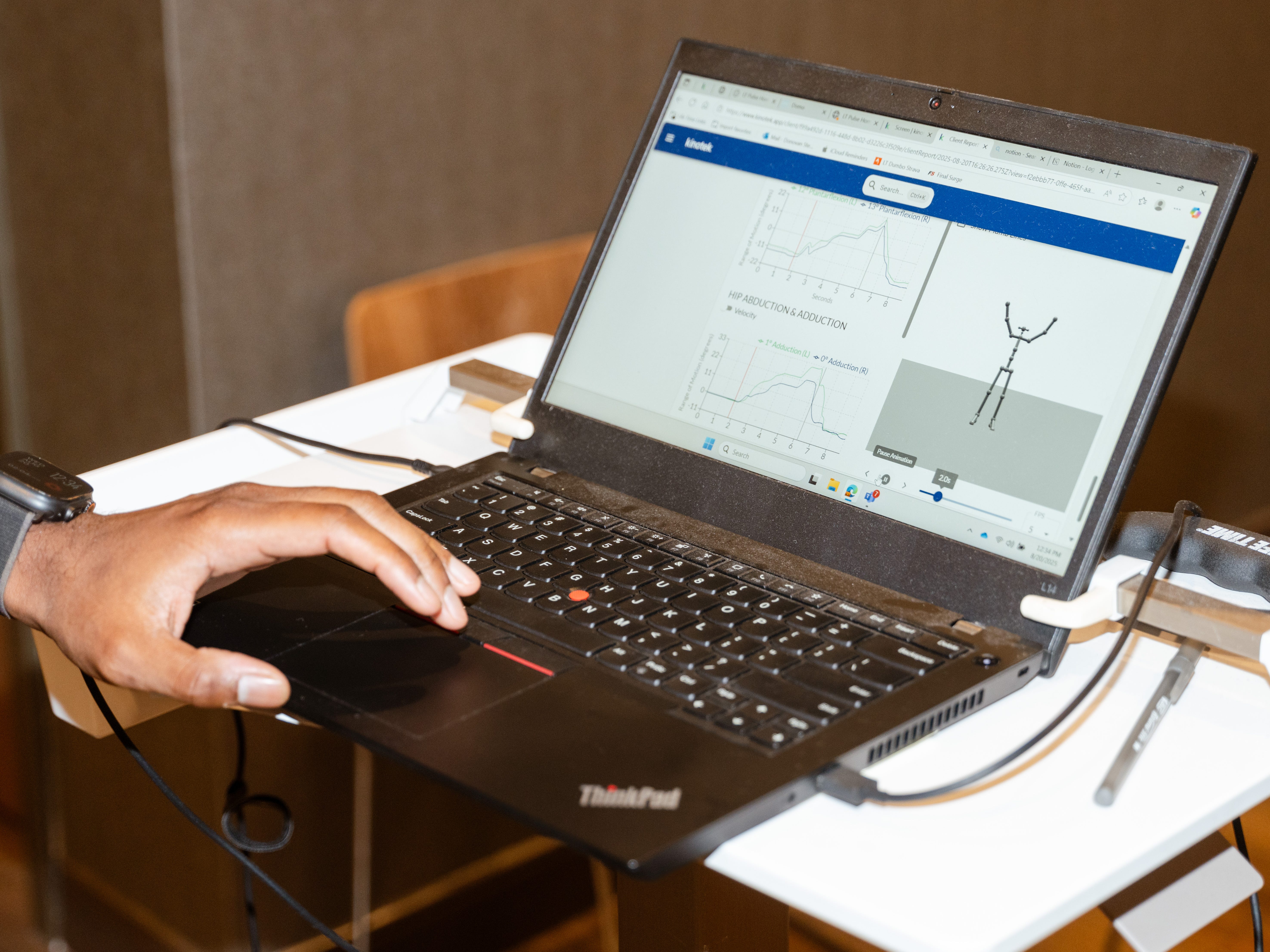 Computer screen with Kinotek test