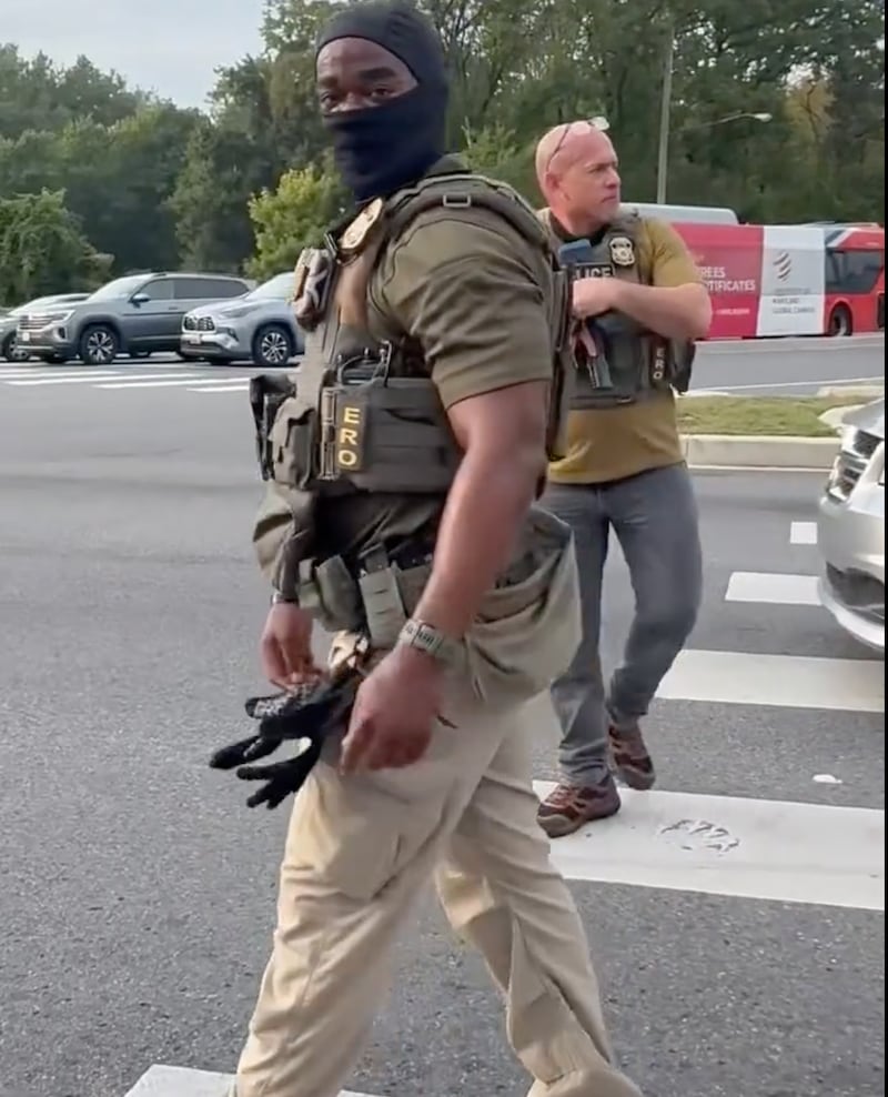 After the detainee was placed in the back of an unmarked minivan, a second ICE agent appeared to ask bystanders if they “want to be next.”
