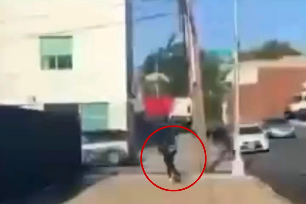  gunman who killed Sanjay Samuel fleeing the scene on a scooter
