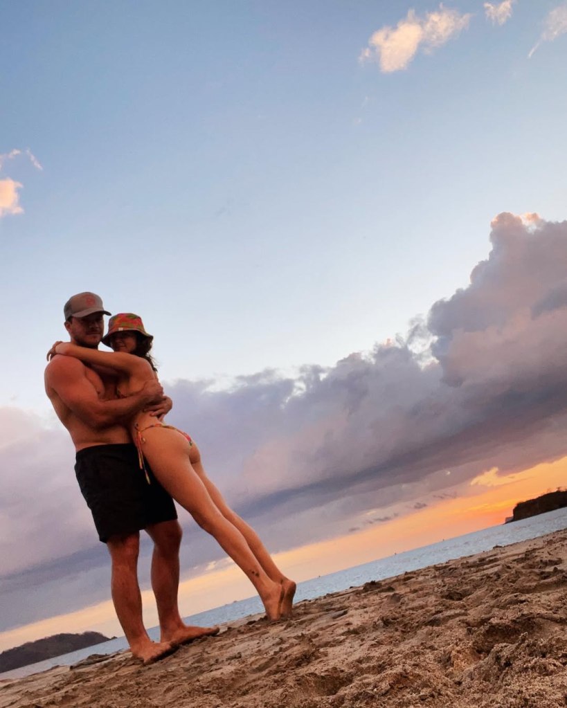 A photo of Zoey Deutch and Jimmy Tatro