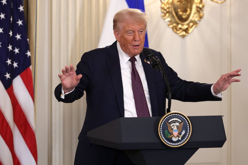 WASHINGTON, DC - SEPTEMBER 29: U.S. President Donald Trump delivers remarks during a joint news conference with Israeli Prime Minister Benjamin Netanyahu in the State Dining Room at the White House on September 29, 2025 in Washington, DC. President Trump welcomed Netanyahu for his fourth visit to the White House, where the two leaders met to discuss the latest U.S. backed plans to end the war in Gaza and secure the release of the remaining hostages held by Hamas.  (Photo by Alex Wong/Getty Images)