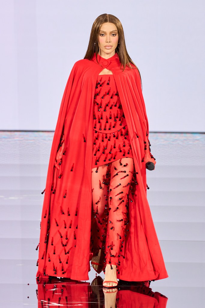 Anitta at the L'Oréal show as part of Paris Fashion Week