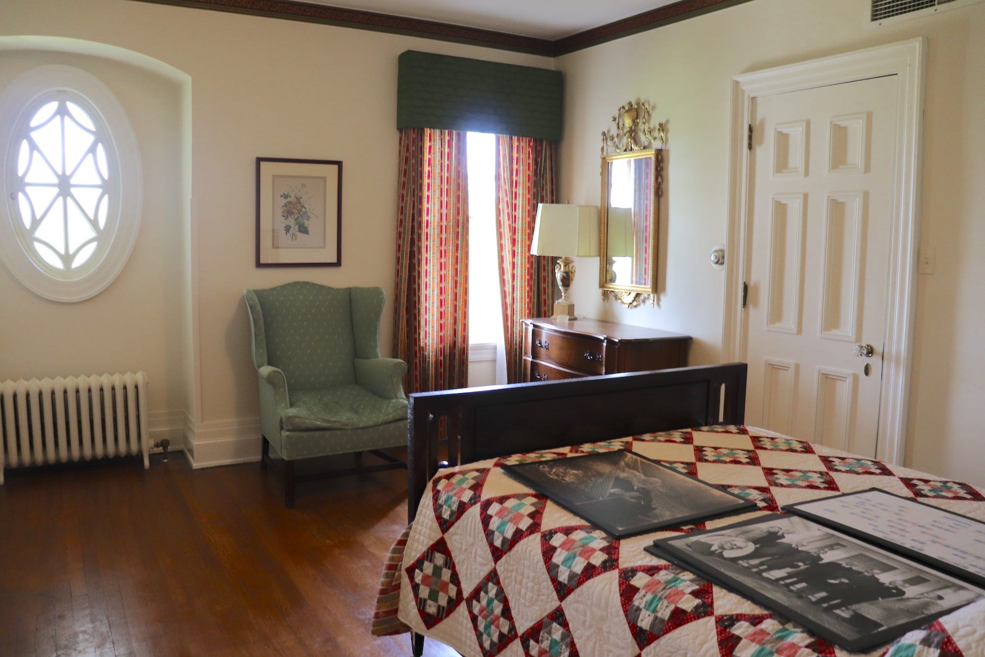 A bedroom at Hawthorn Hill.