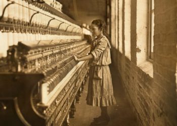 Vintage photos show how dangerous railways, mills, and other workplaces used to be