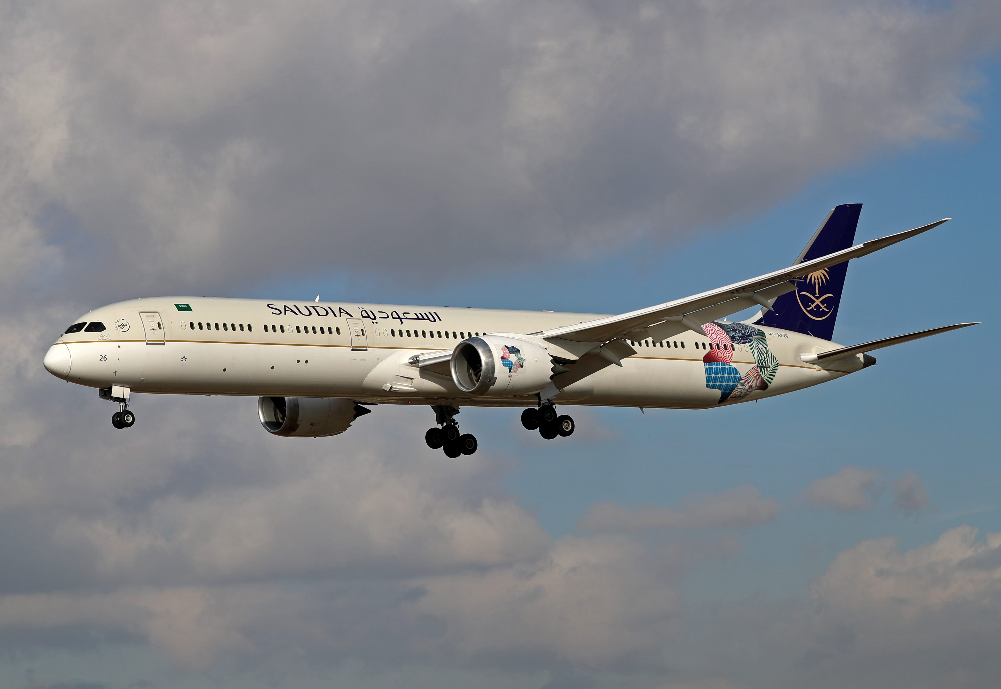 A Boeing 787-10 Dreamliner from Saudia