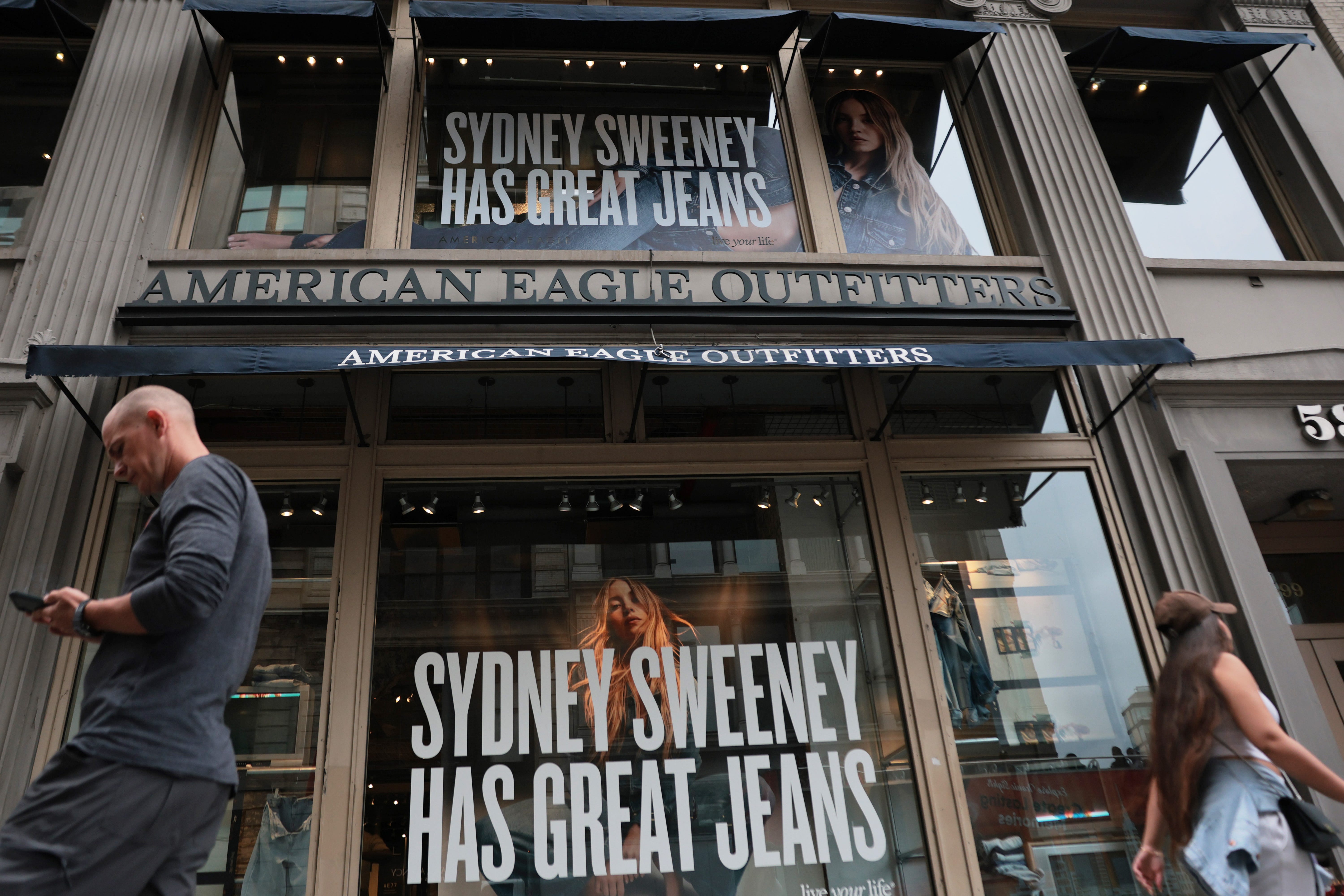 American Eagle storefront