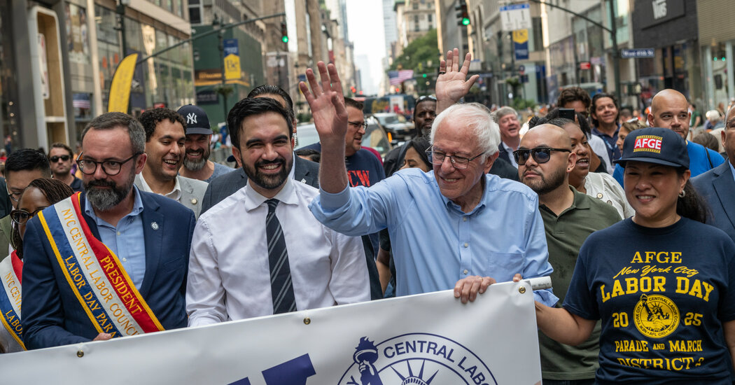 Bernie Sanders Stumps for Mamdani as Part of Fighting Oligarchy Tour
