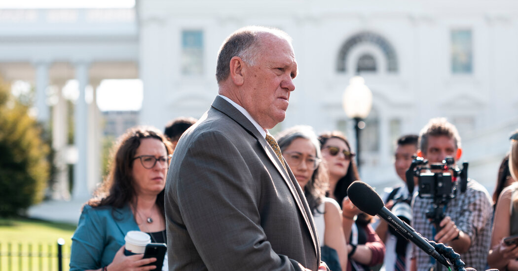 Democrats Open Inquiries Into Handling of Homan Investigation