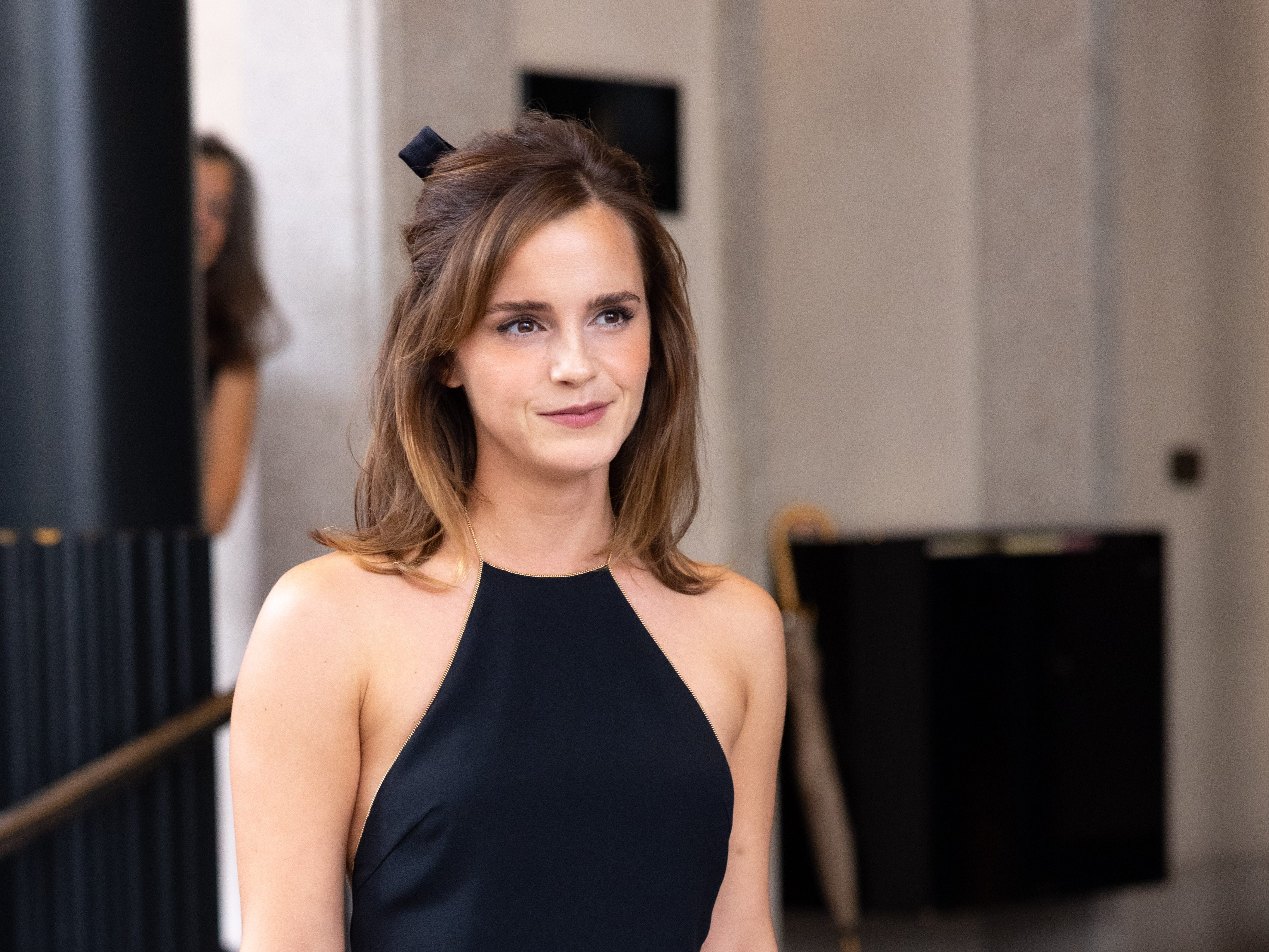 Emma Watson is seen during the Milan Fashion Week - Womenswear Spring/Summer 2024 on September 21, 2023 in Milan, Italy.