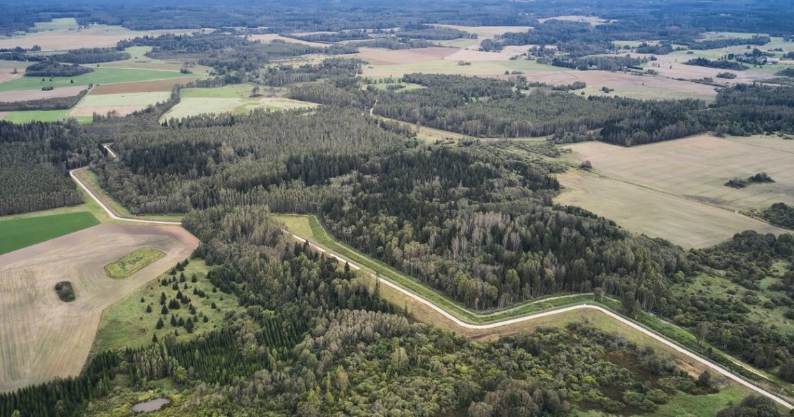 Europe urgently needs to solve its Russian drone problem, Baltic officials say