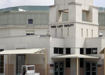 Former Orange County deputy pleads guilty in sexual assault of female inmates, faces no jail time