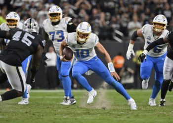 Herbert and strong defense lead Chargers to 20-9 win over Raiders