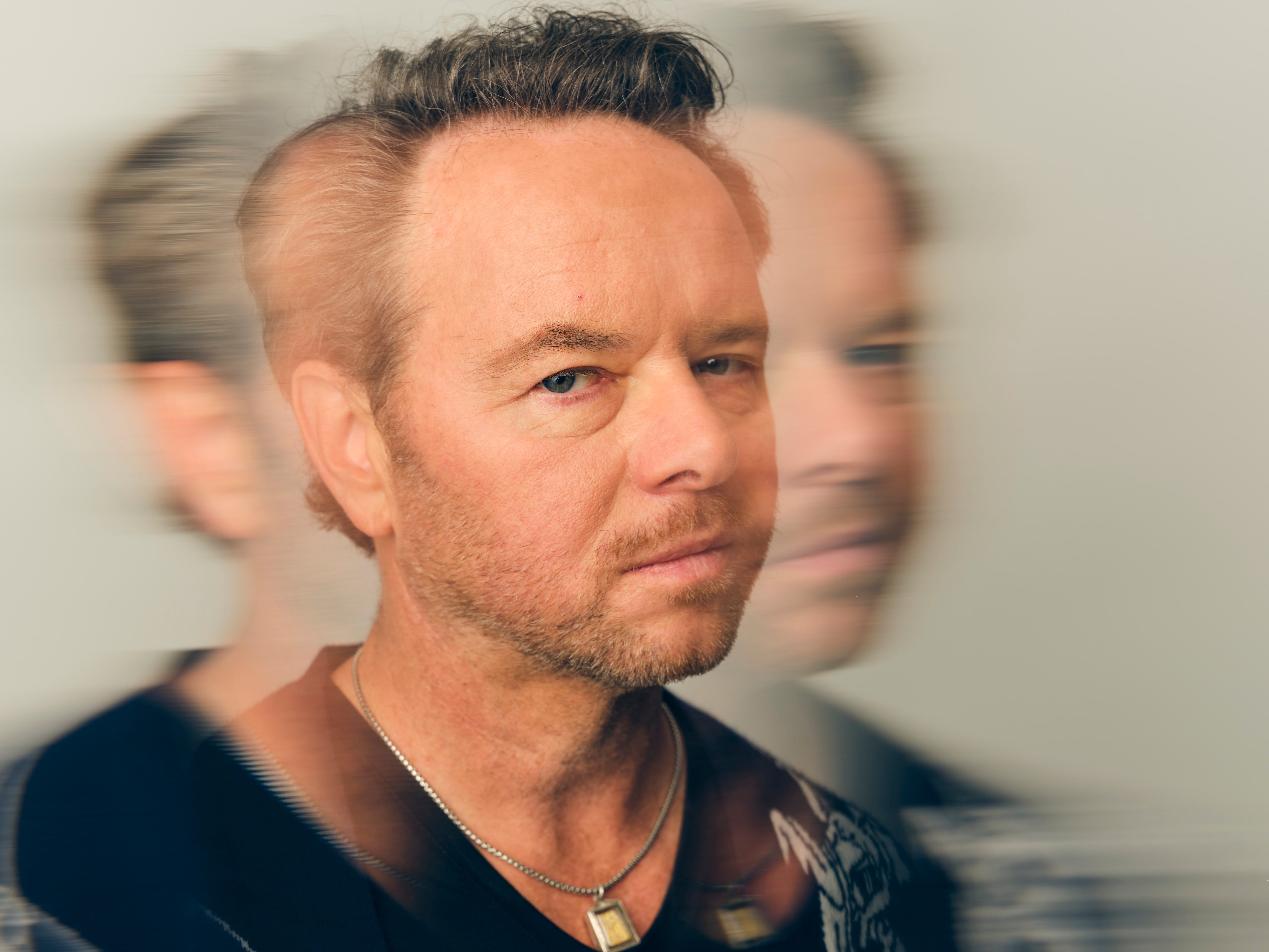 Noah Hawley in a blurred vision