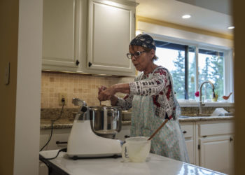 Home bakers donate fresh bread to food banks thanks to this Seattle nonprofit