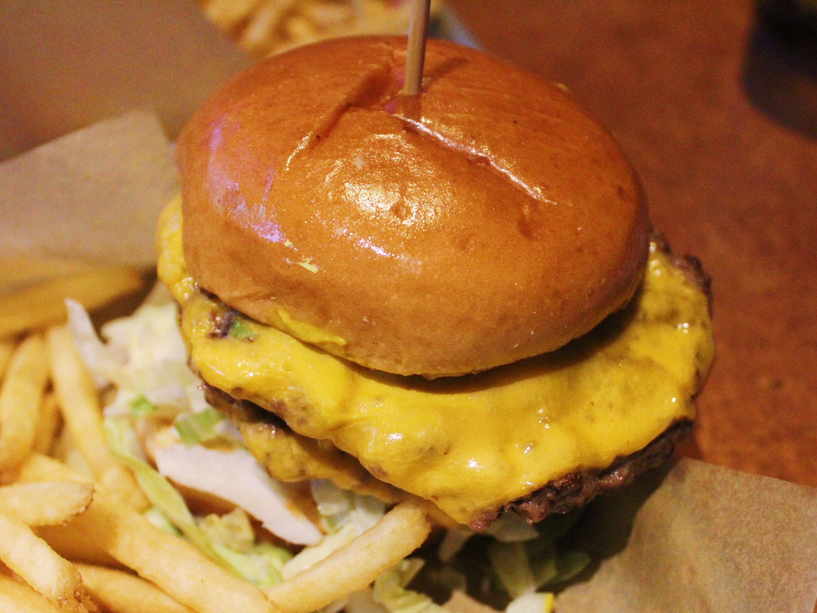 buffalo wild wings all american cheeseburger