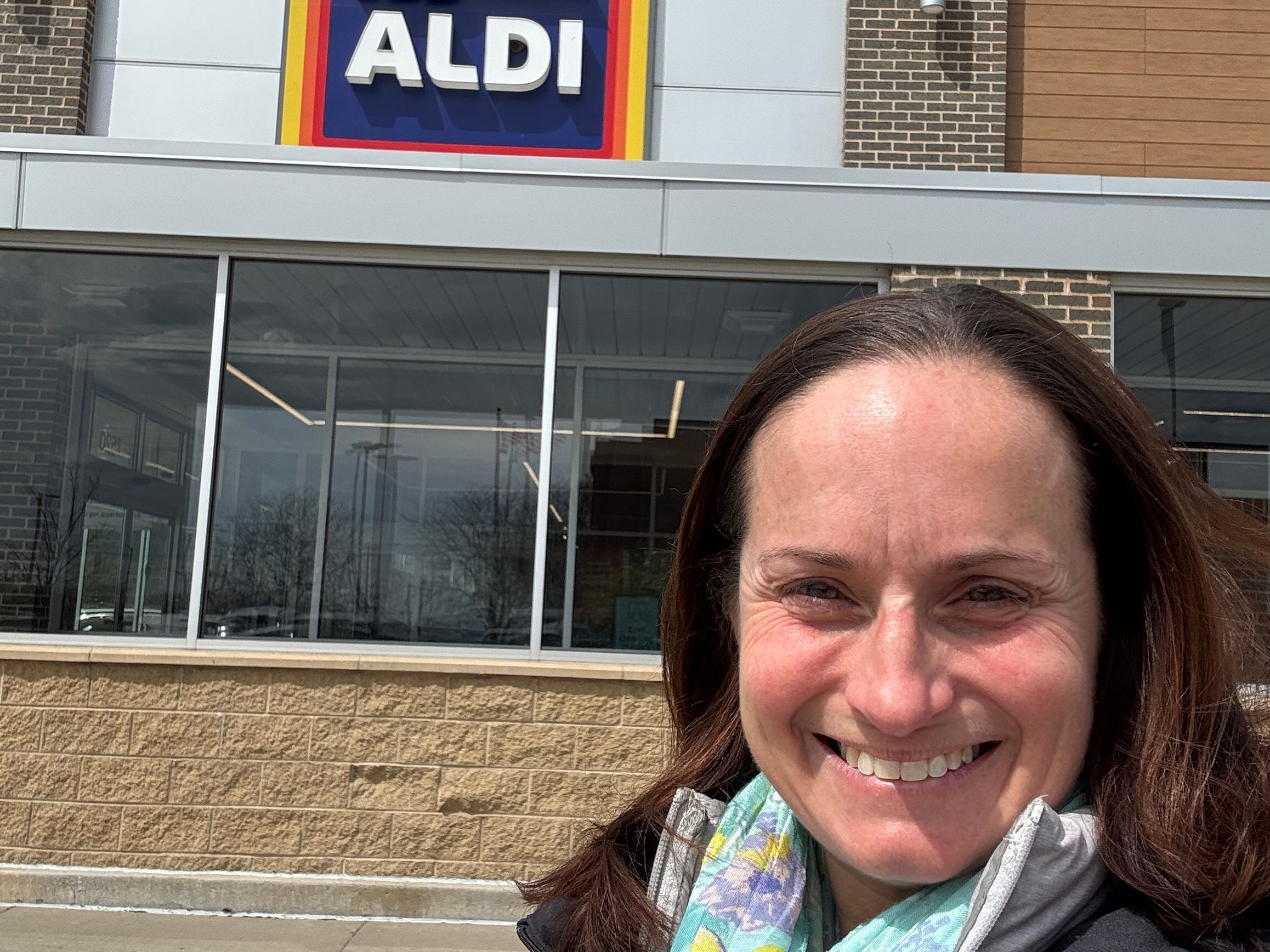 The author taking a selfie outside Aldi.